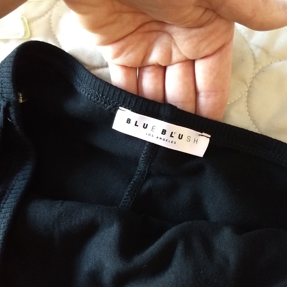 NWOT Black Ribbed Mini Skirt - Picture 3 of 3